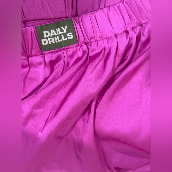 Daily Drills Fuchsia Satin Pants - Picture 7 of 11
